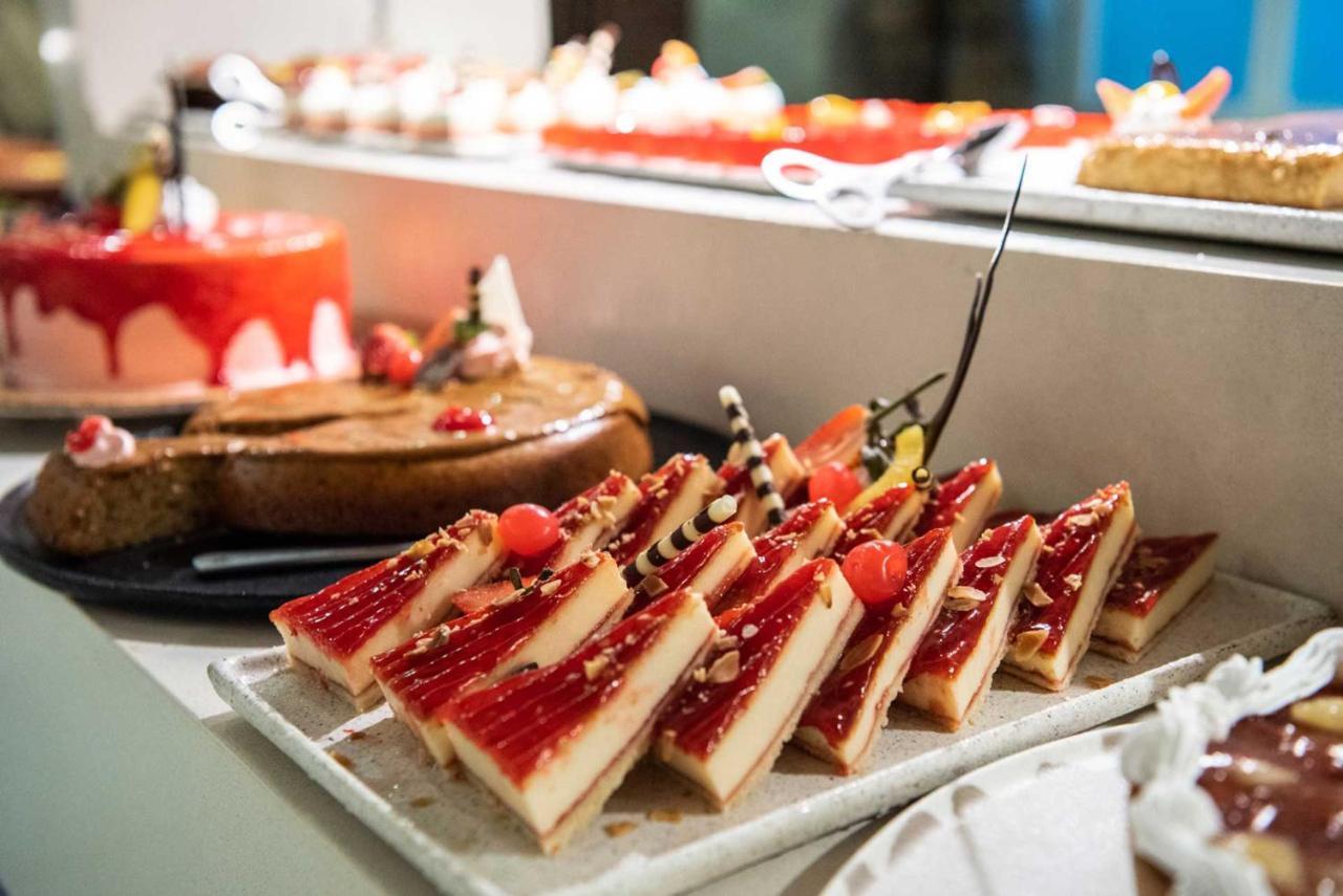 אוברו אלטו Grand Sirenis Punta Cana Resort & Aquagames מראה חיצוני תמונה Desserts