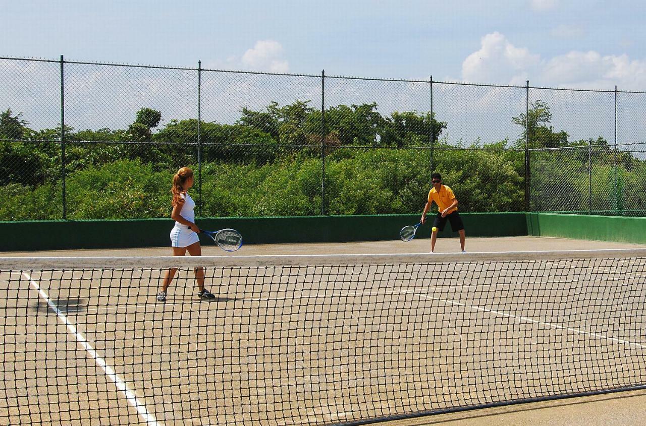 אוברו אלטו Grand Sirenis Punta Cana Resort & Aquagames מראה חיצוני תמונה Tennis at the 2007 Pan American Games