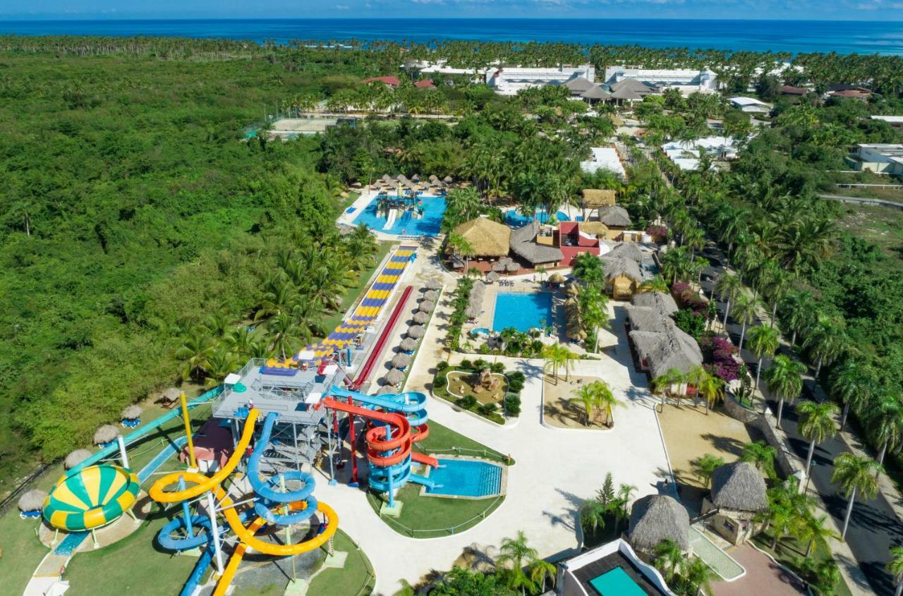 אוברו אלטו Grand Sirenis Punta Cana Resort & Aquagames מראה חיצוני תמונה Aerial view of the resort